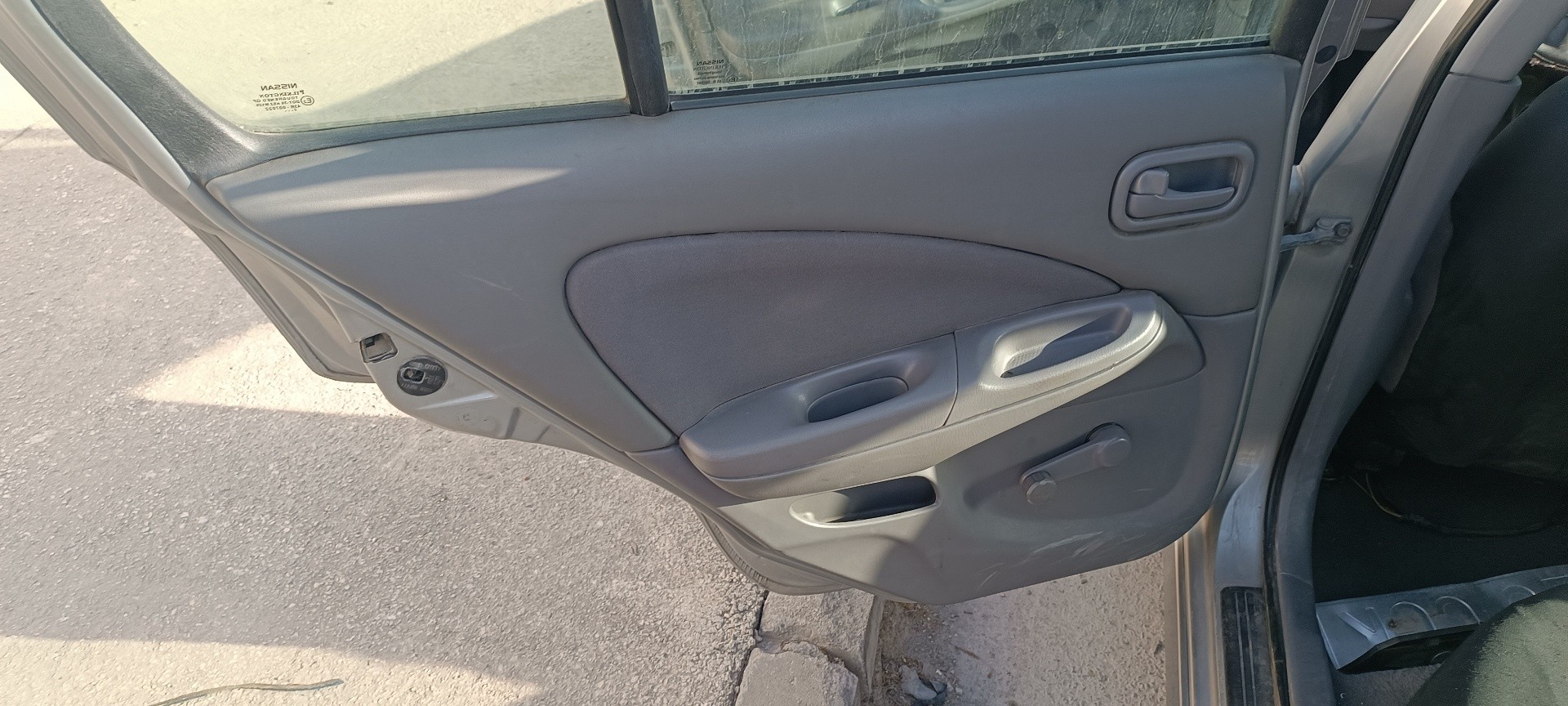 Peças - Forra Da Porta Traseira Esquerda Nissan Almera Ii Hatchback