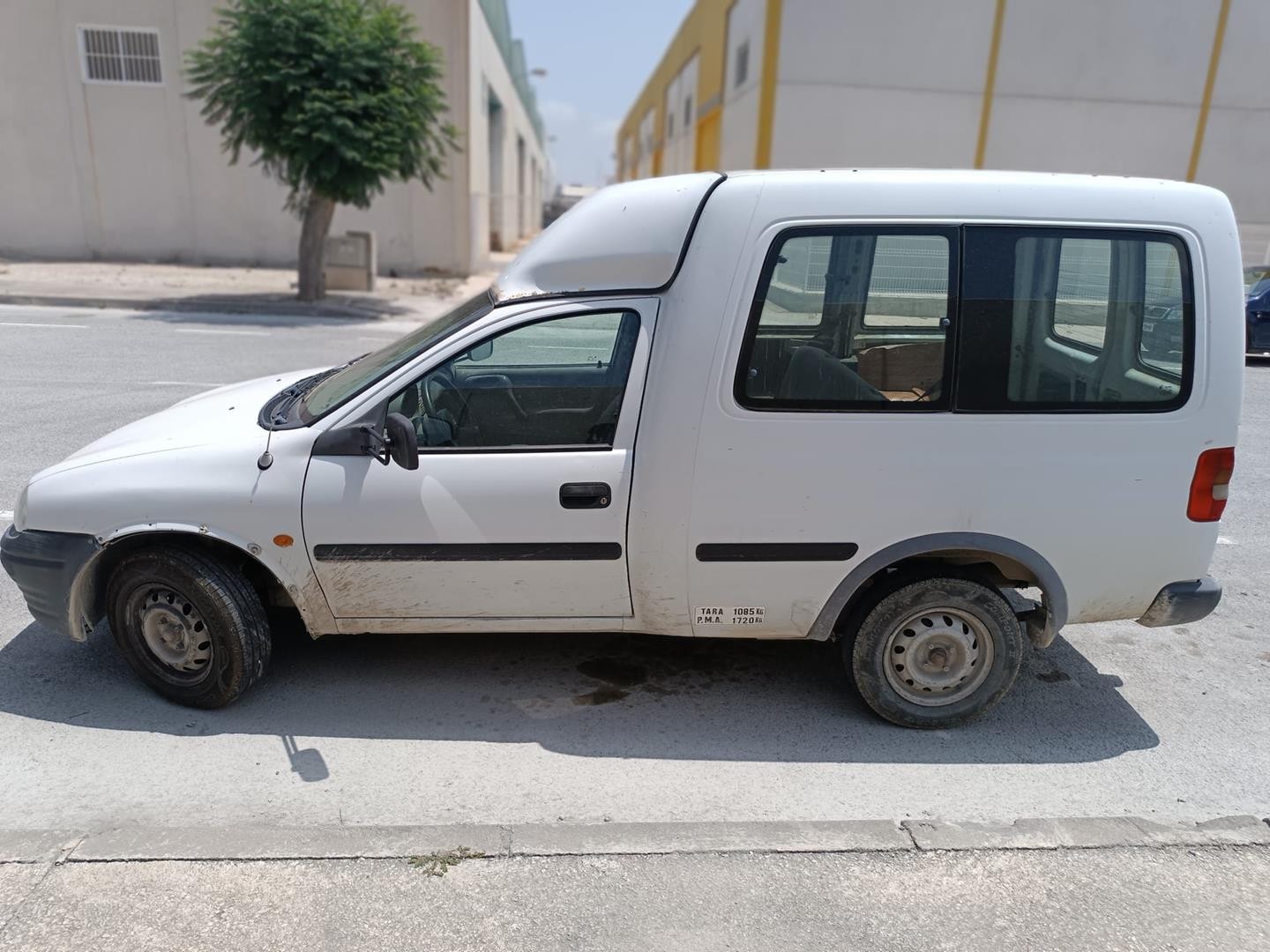 Peça - Elevador Frente Esquerdo Opel Combo