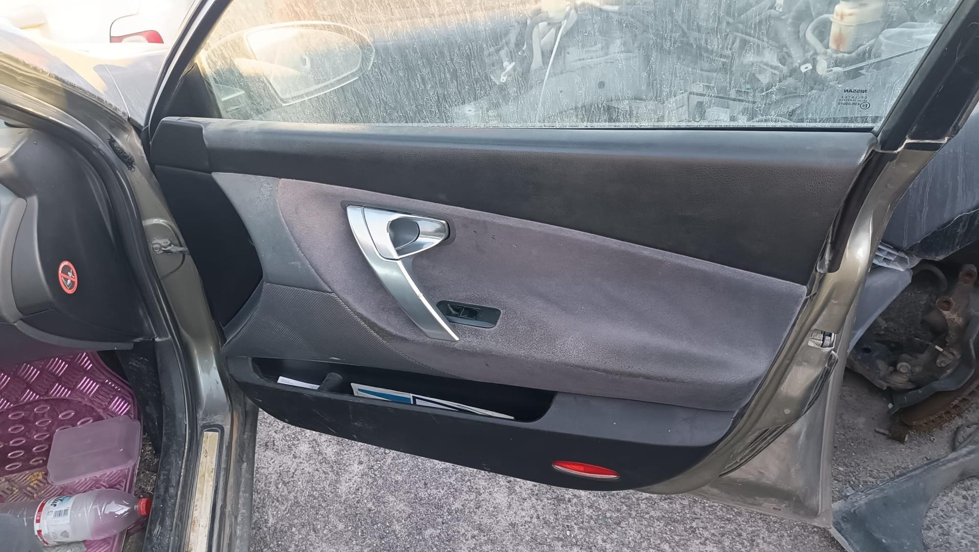 Peça - Fechadura Porta Frente Esquerda Nissan Primera