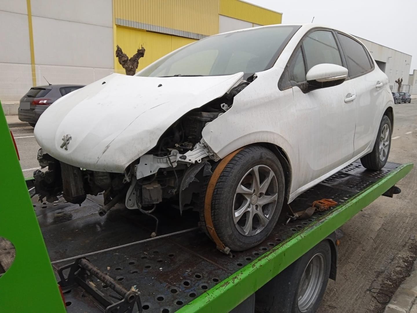 Peça - Elevador Traseiro Direito Peugeot 208