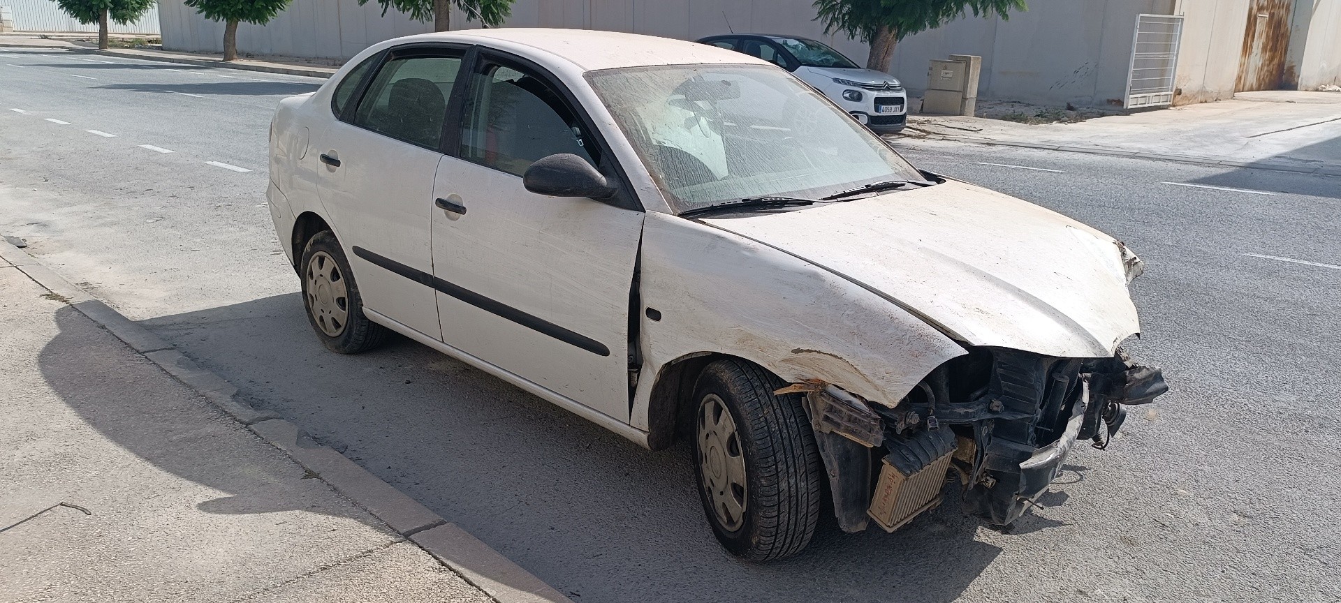 Peças - Fechadura Porta Frente Esquerda Seat Cordoba