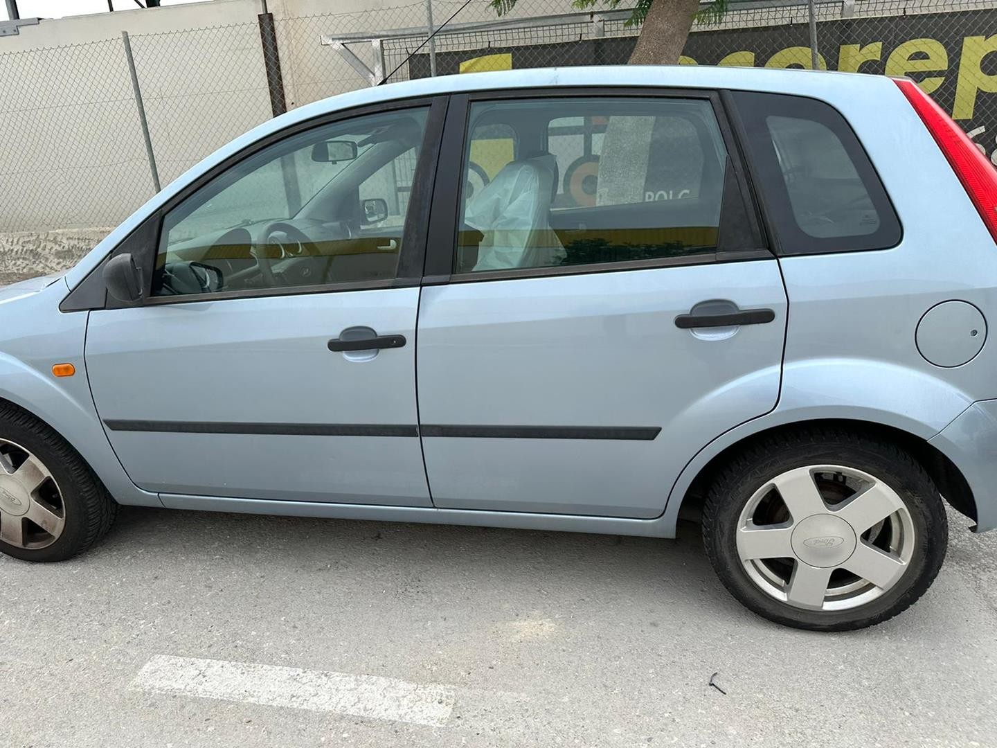 Peças - Porta Frente Esquerda Ford Fiesta V