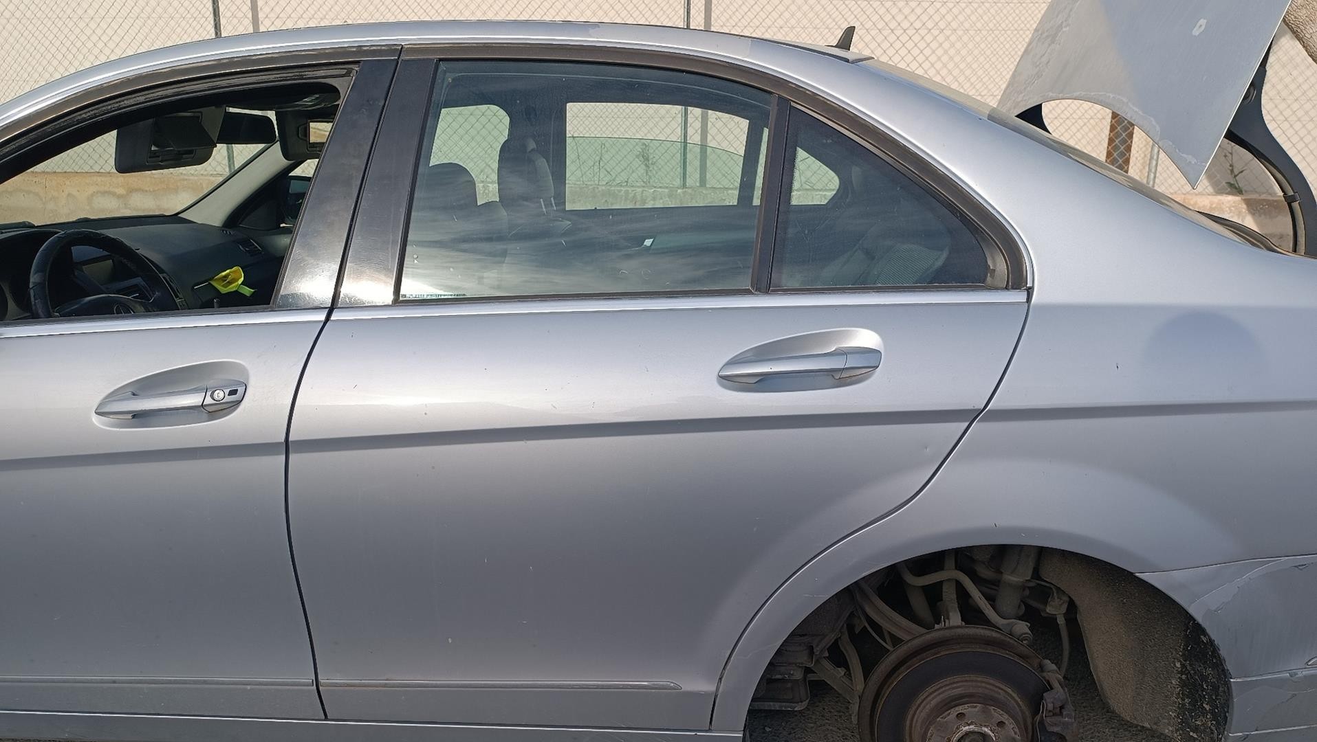 Peças - Porta Traseira Esquerda Mercedes-Benz Clase C