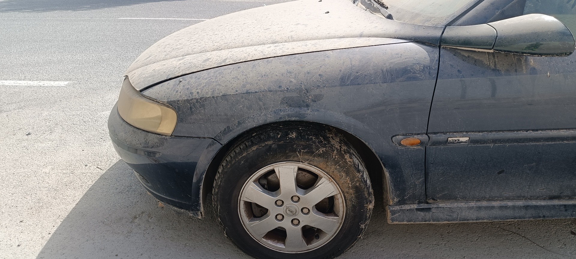 Peça - Guarda-Lamas Frente Esquerdo Opel Vectra B