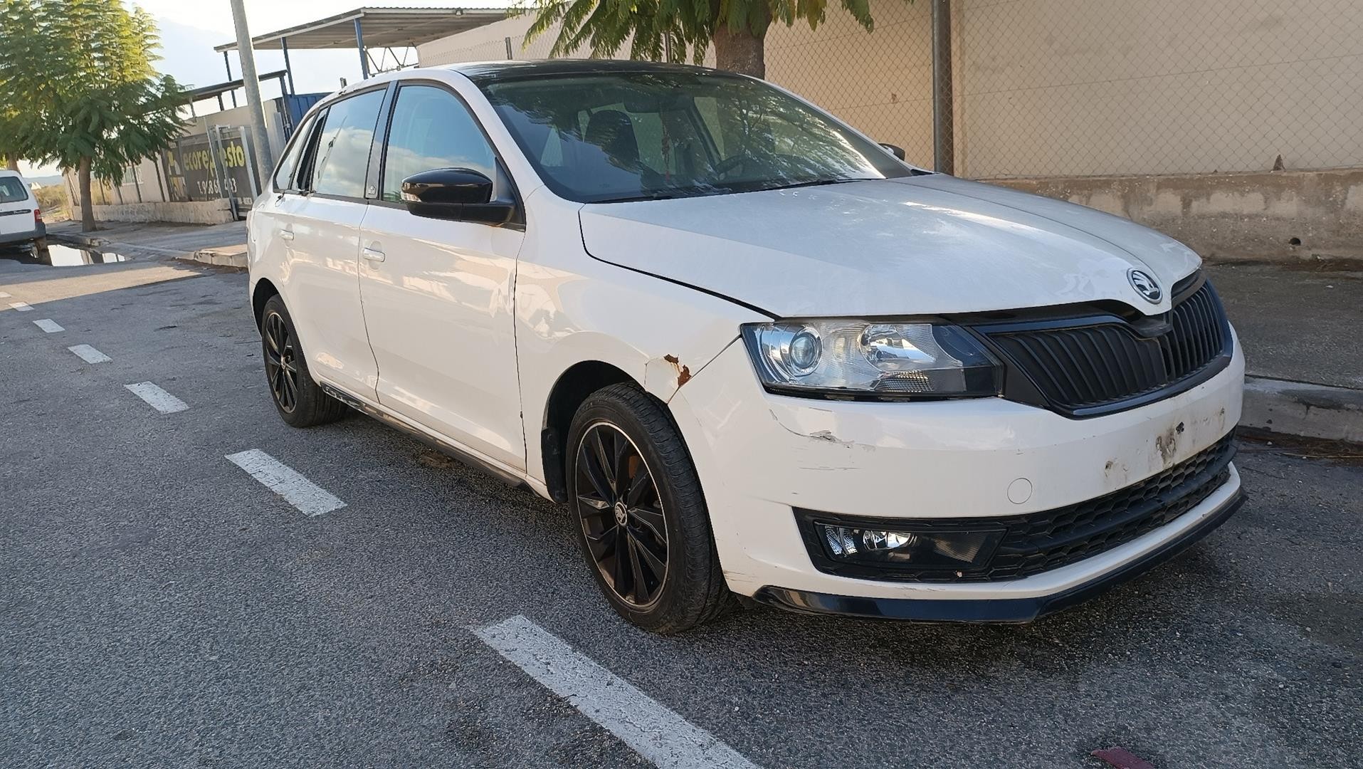 Peças - Painel Frontal Skoda Rapid