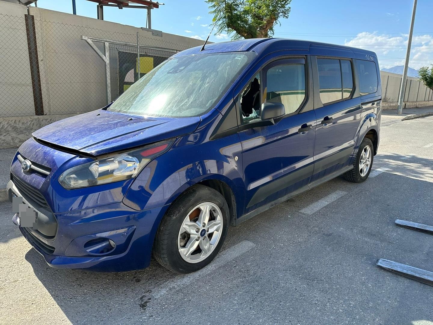 Peças - Elevador Frente Direito Ford Tourneo Connect Grand Tourneo C