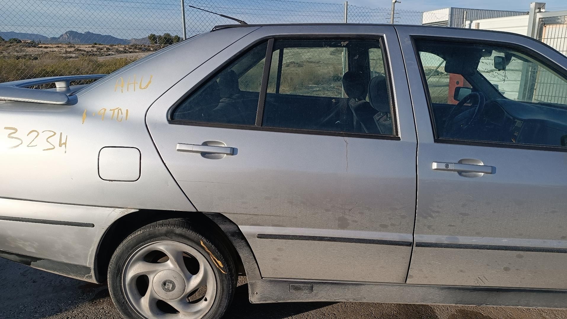 Peças - Porta Traseira Direita Seat Toledo I