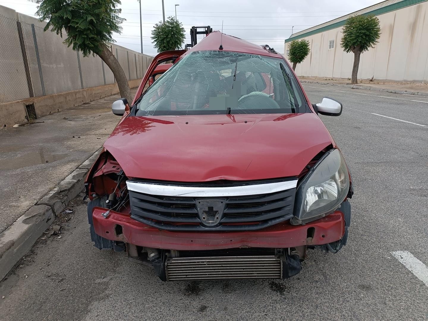 Peças - Fechadura Porta Frente Esquerda Dacia Sandero