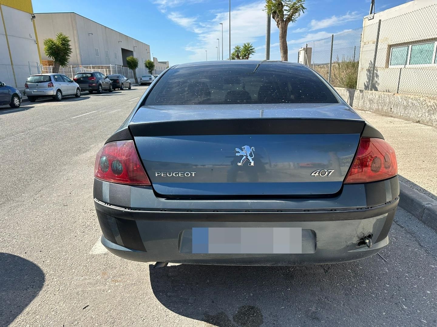 Peças - Mala Traseira Peugeot 407