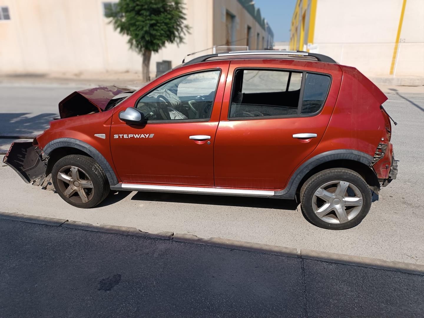 Peça - Manda De Eixo Frente Esquerda Dacia Sandero Ii