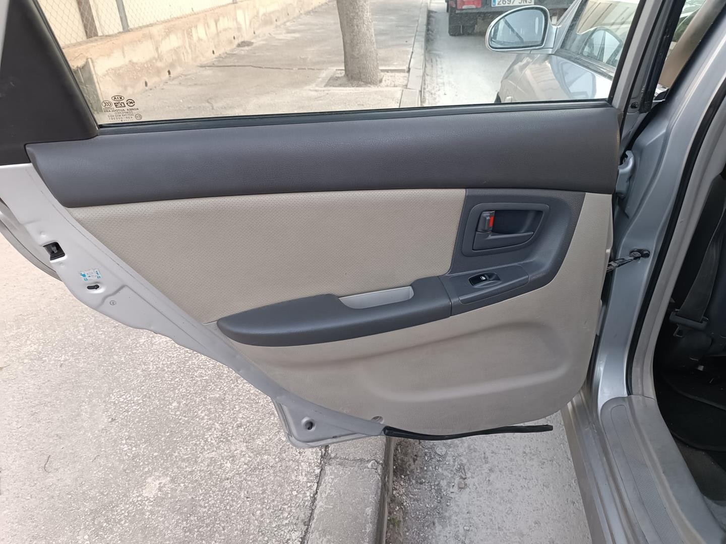 Peças - Forra Da Porta Traseira Esquerda Kia Cerato Sedán